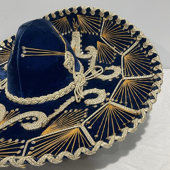 Vintage Mexican Sombrero XXXXX Blue Velvet Sequin Charro Mariachi Small Size? - Picture 7 of 16
